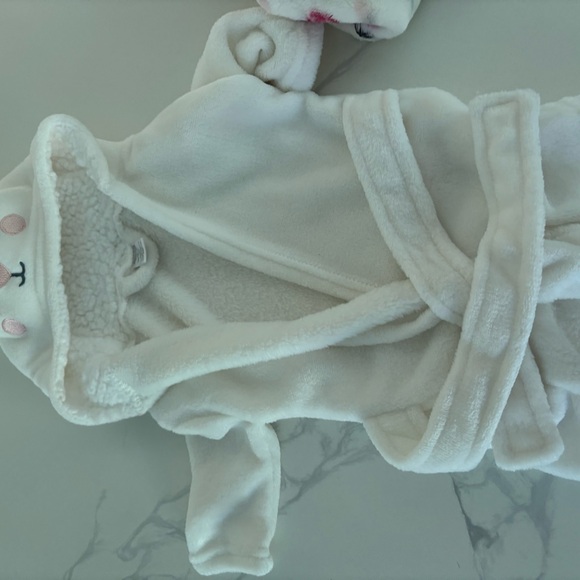 Baby girl bath robes - Picture 3 of 3